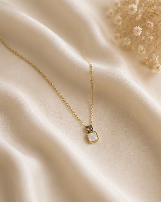 Minimalist Square Pearl Pendant Necklace