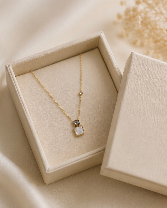 Minimalist Square Pearl Pendant Necklace