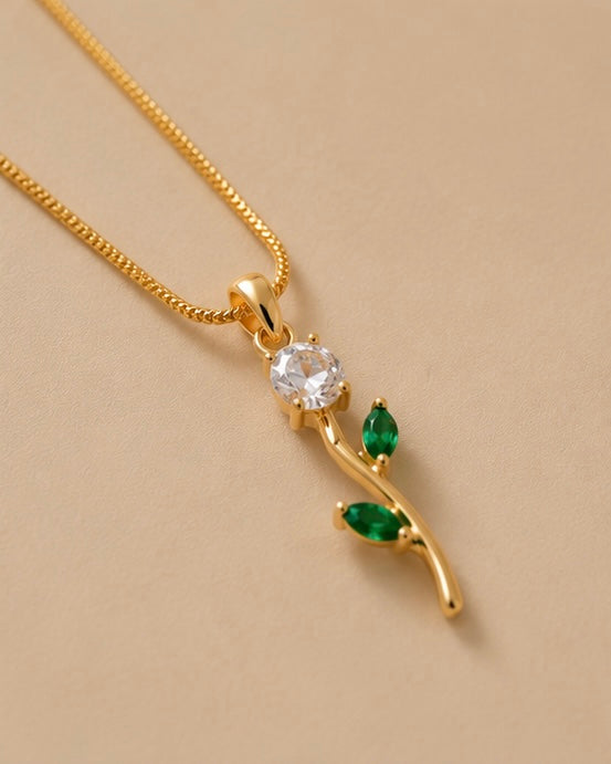 Rose Flower Pendant Necklace
