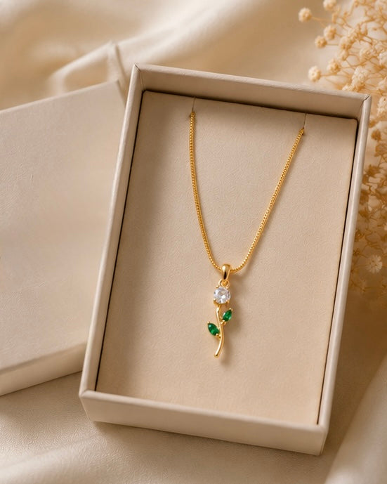 Rose Flower Pendant Necklace