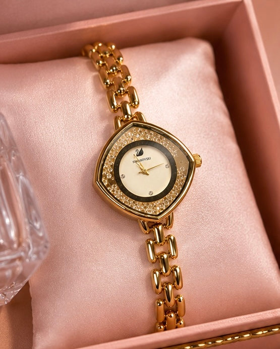 Elegant Gold Crystal Women’s Bracelet Watch
