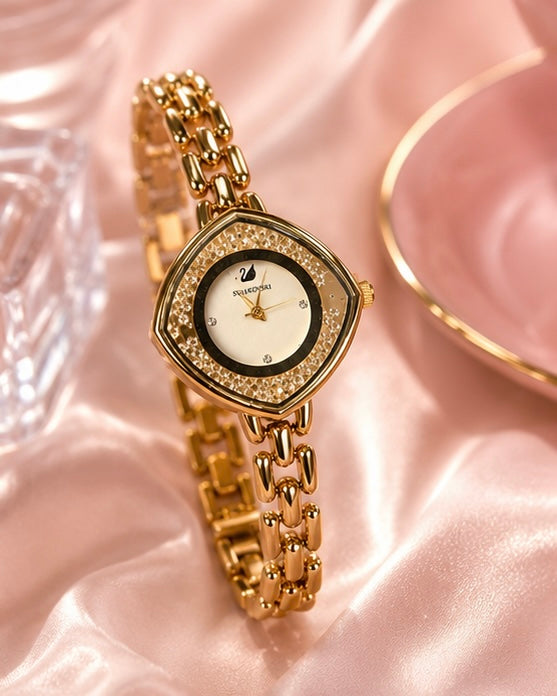 Elegant Gold Crystal Women’s Bracelet Watch
